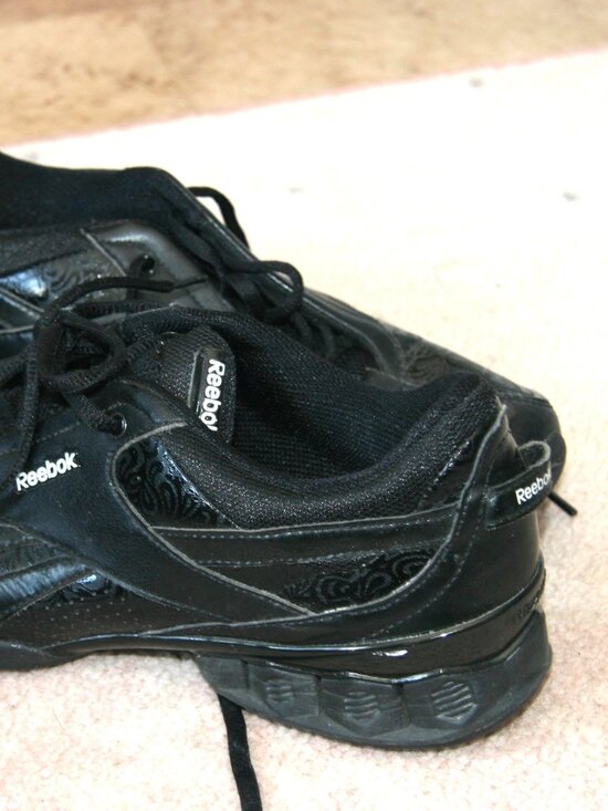 Black Reebok sneakers - Picture 5 of 5